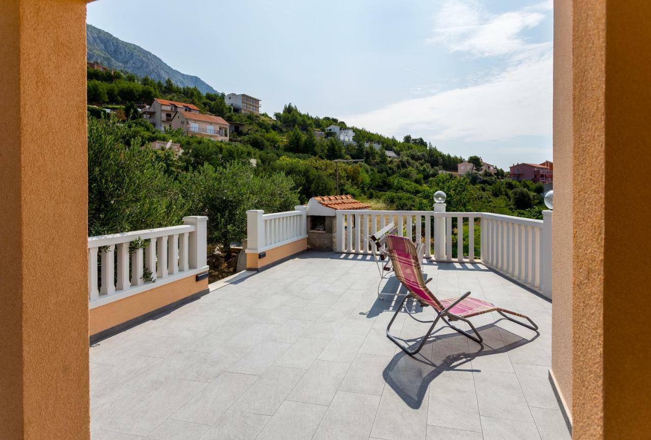 Apartments Iva Brstilo Omis Exterior photo