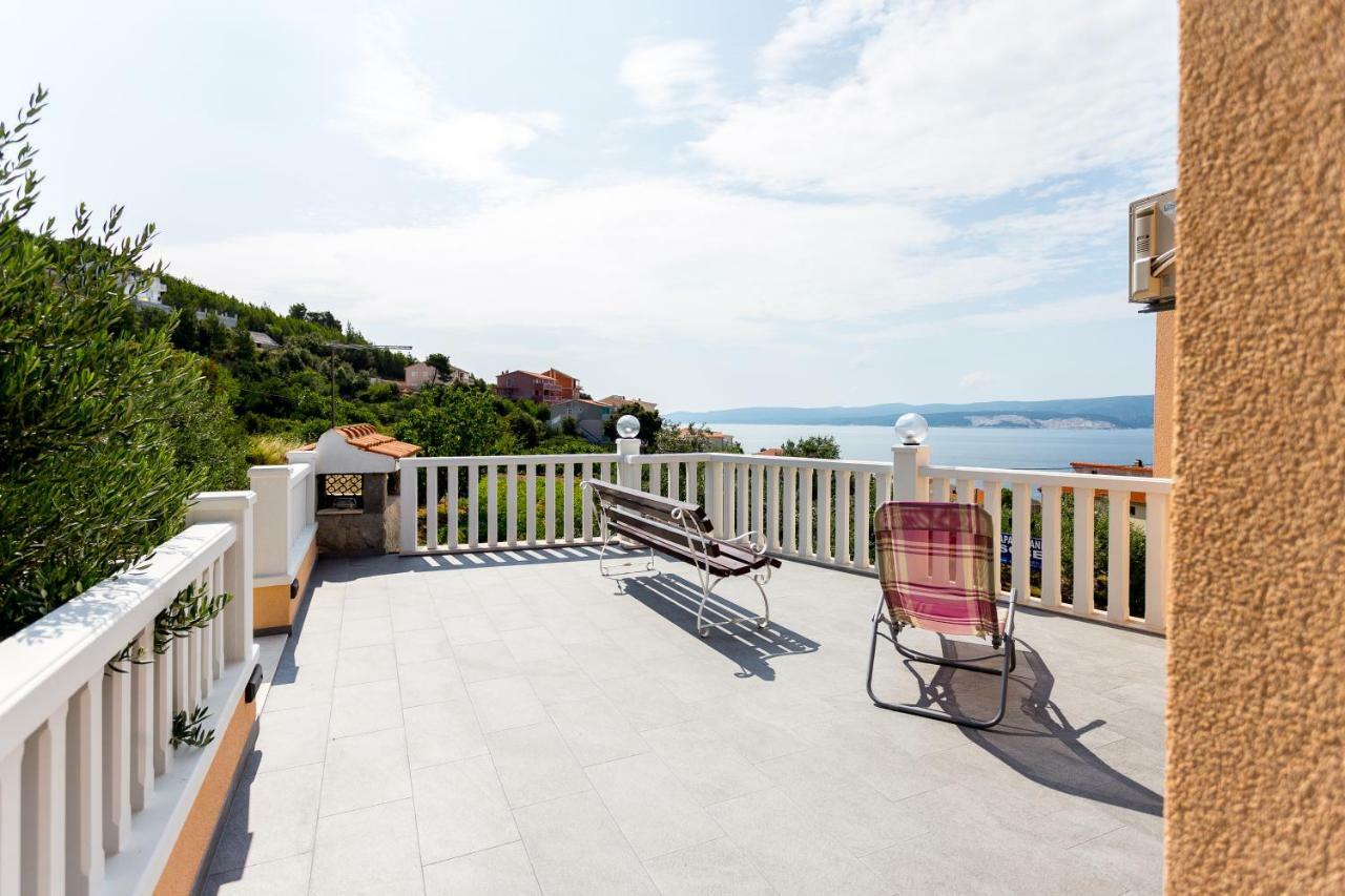 Apartments Iva Brstilo Omis Exterior photo