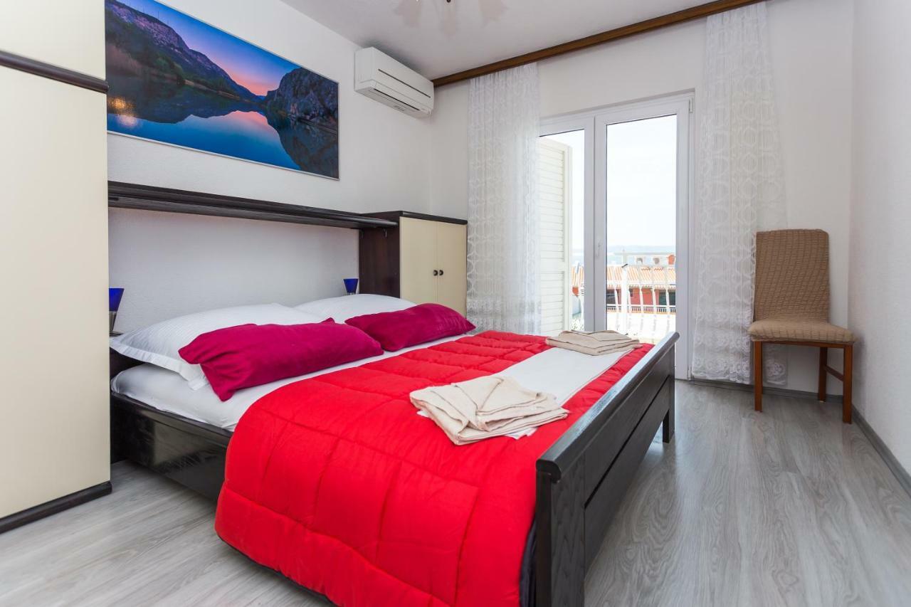 Apartments Iva Brstilo Omis Exterior photo